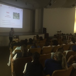 Dr. Jadir Neto palestra sobre a importância da prevenção na luta contra a Aids.